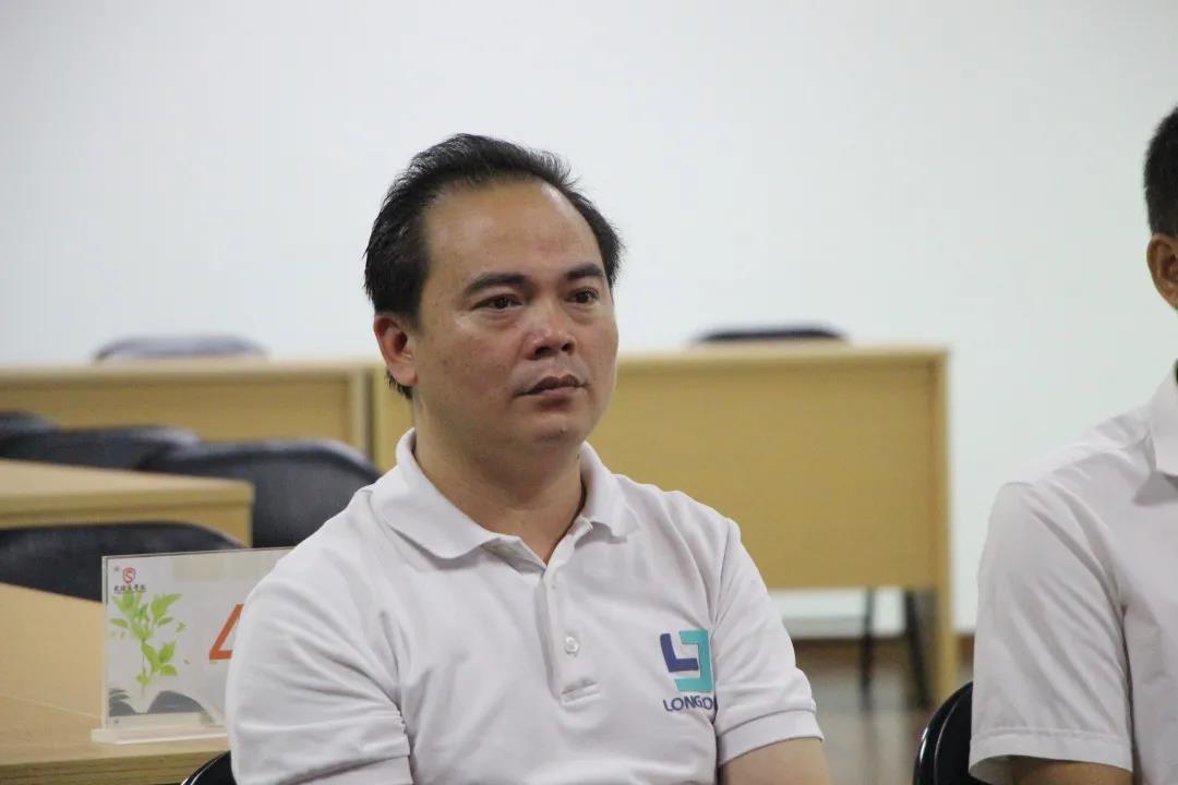 利来国际最老品牌党支部观看建党100周年直播2.jpg 利来国际最老品牌党支部观看建党100周年直播2.jpg