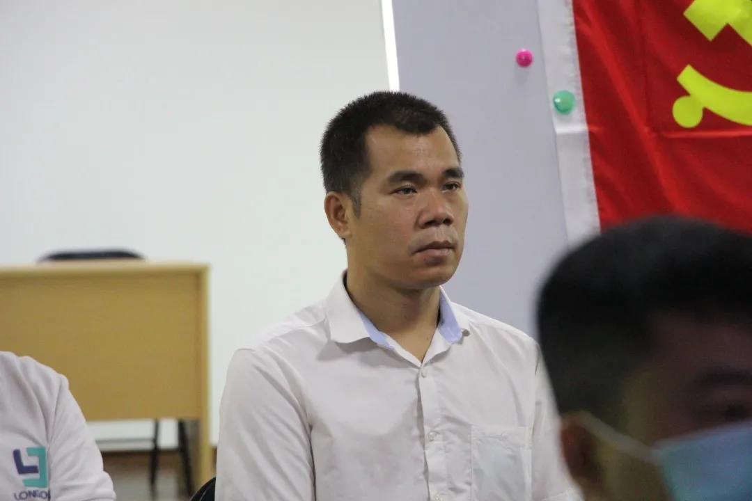 利来国际最老品牌党支部观看建党100周年直播3.jpg 利来国际最老品牌党支部观看建党100周年直播3.jpg