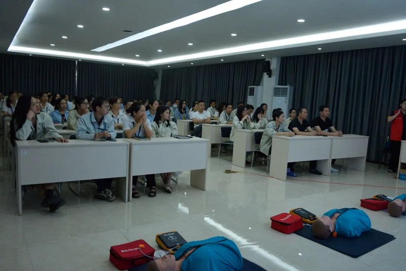 利来·国际(中国)最老牌-中国官网
、利来国际最老品牌工会组织开展《AED急救技能专项培训》 (2).jpg 利来·国际(中国)最老牌-中国官网
、利来国际最老品牌工会组织开展《AED急救技能专项培训》 (2).jpg